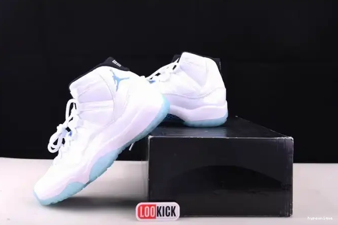 HYPE Retro Blue Jordan Legend (2014) 378037-117 11 Air 0417